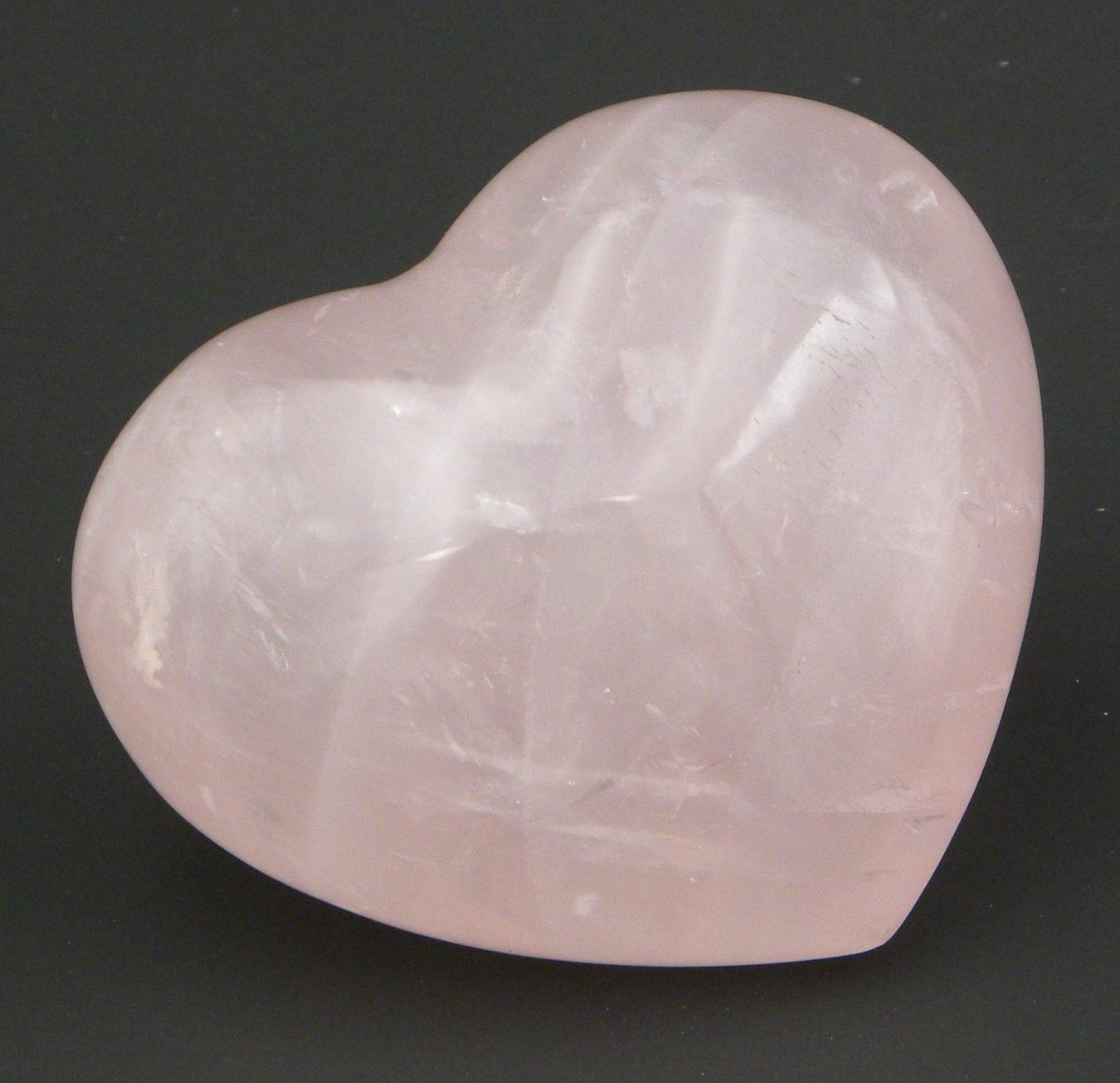 rode rose quartz heart meaning