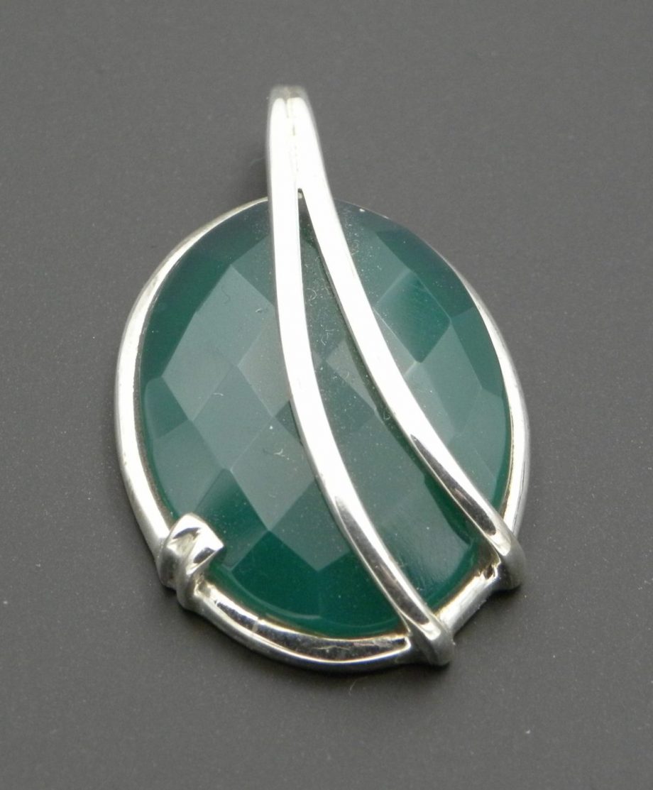 Green Onyx Pendant,
